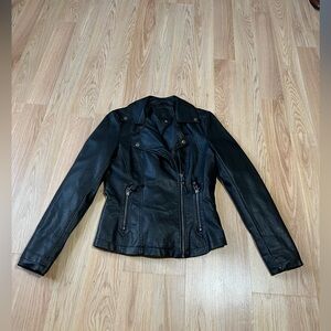 Max Studio leather jacket 
Size XS